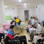 　【Ma-Na】 タオル渡しリレー！